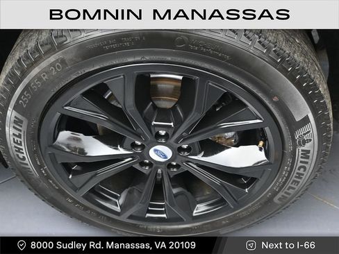 Used 2023 Ford Explorer Limited image 20