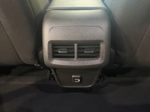 Used 2023 Chevrolet Equinox LT AWD/4WD image 21
