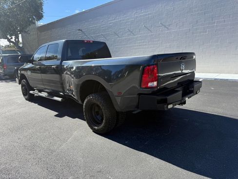 Used 2017 RAM 3500 Tradesman w/ Chrome Appearance Group image 41