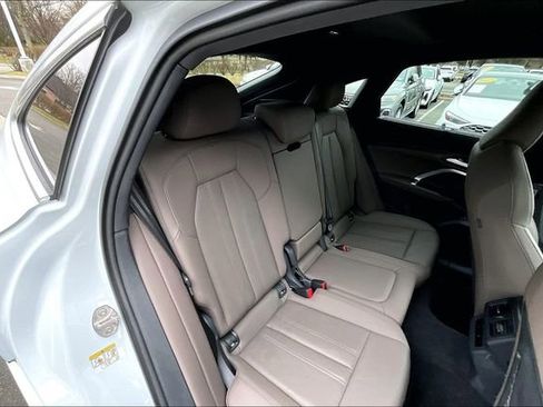 Used 2025 Audi Q5 Premium Plus w/ Premium Plus image 19