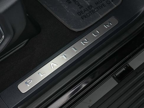 Certified 2024 Ford Expedition Platinum AWD/4WD image 32