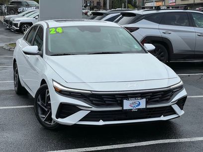 Certified 2024 Hyundai Elantra SEL w/ Convenience Package