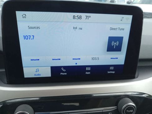 Used 2022 Ford Escape SEL w/ Technology Package AWD/4WD image 16