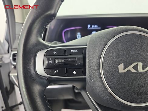Used 2023 Kia Sportage EX image 13