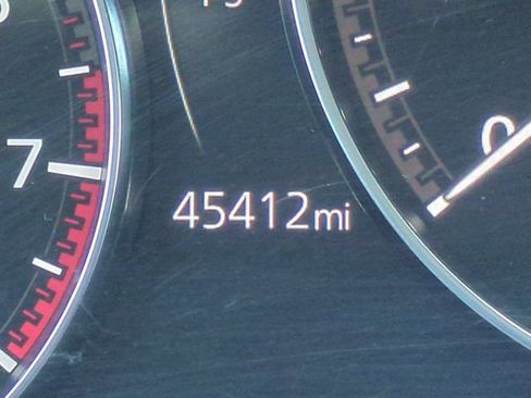 Used 2024 MAZDA MAZDA3 s FWD image 27