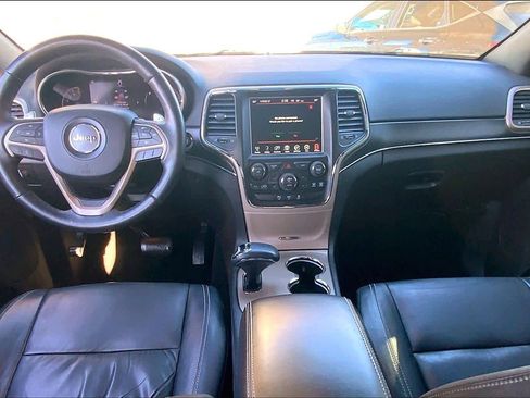 Used 2015 Jeep Grand Cherokee Limited image 16
