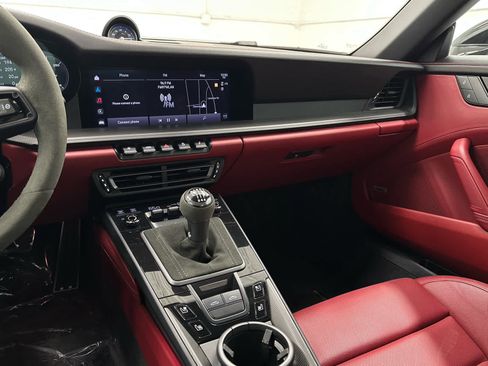 Used 2022 Porsche 911 AWD/4WD image 31