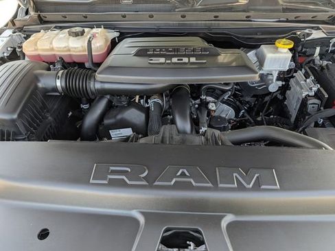 Used 2022 RAM 1500 Limited AWD/4WD image 35