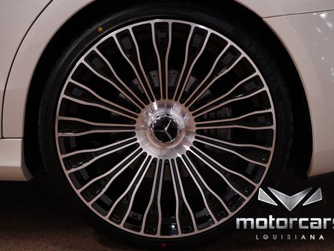 Used 2018 Mercedes-Benz S 560 Sedan image 21