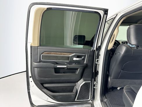 Used 2019 RAM 2500 Laramie image 25