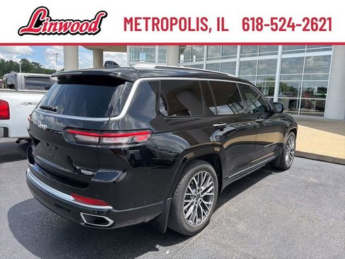 Used 2023 Jeep Grand Cherokee L Summit AWD/4WD image 8