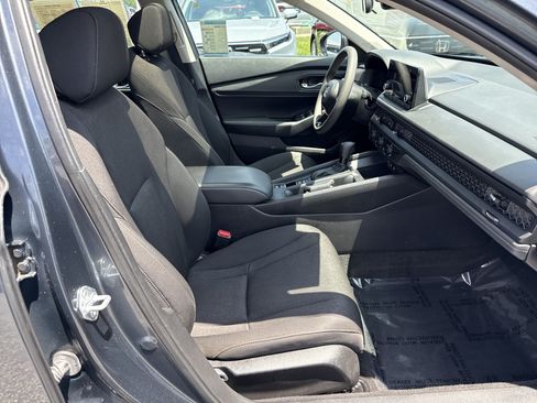 Certified 2023 Honda Accord EX image 34
