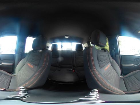 Used 2026 Nissan Frontier PRO-4X AWD/4WD image 42