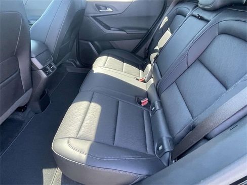 Certified 2025 Chevrolet Equinox LT w/ Convenience Package II image 12