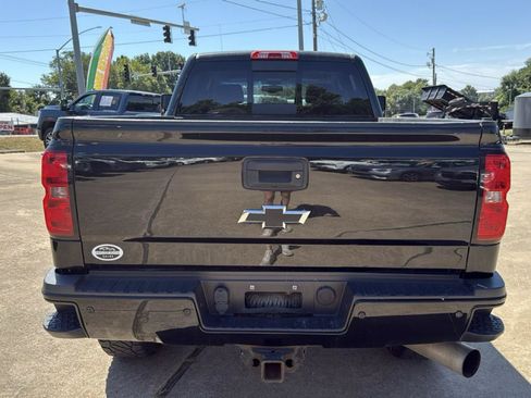 Used 2016 Chevrolet Silverado 2500 LTZ w/ Duramax Plus Package AWD/4WD image 6