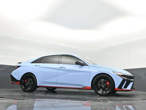 Used 2025 Hyundai Elantra N Base w/ Cargo Package image 29