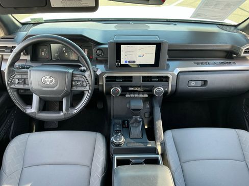 Certified 2025 Toyota Tacoma SR5 image 20