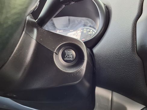 Used 2022 Jeep Renegade Latitude w/ Convenience Group image 17