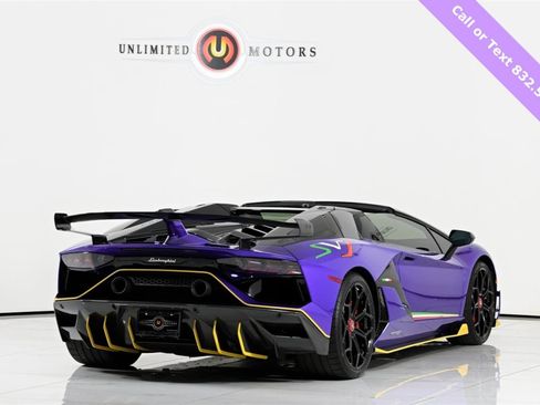 Used 2021 Lamborghini Aventador SVJ image 2