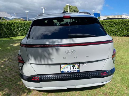 Certified 2024 Hyundai Kona Limited image 24