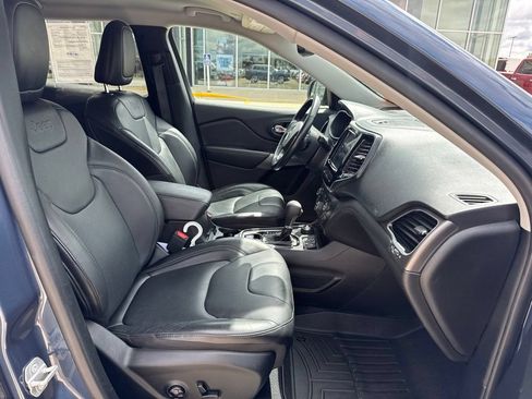 Used 2020 Jeep Cherokee Limited AWD/4WD image 27