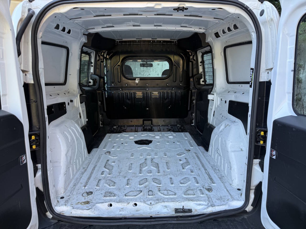 Used 2021 RAM ProMaster City Tradesman w/ Window Group 05 FWD image 22