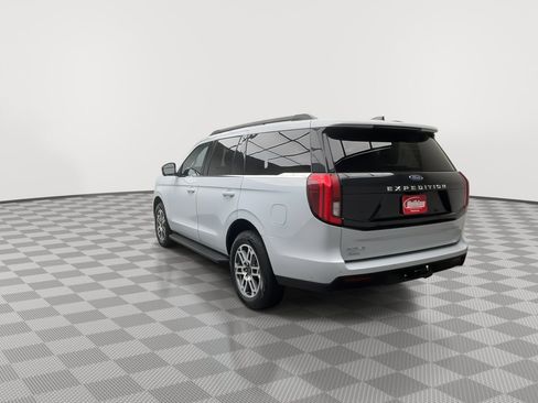 Certified 2025 Ford Expedition Active AWD/4WD image 46
