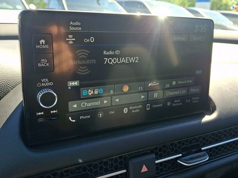 Used 2024 Honda HR-V EX-L image 17
