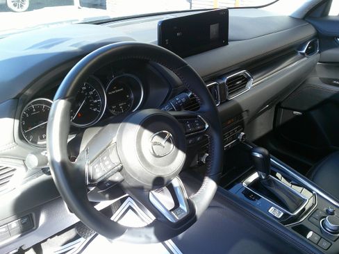 Used 2025 MAZDA CX-5 Carbon Edition image 16