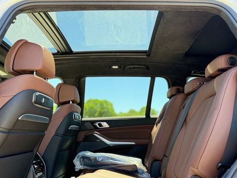 New 2027 BMW X7 M60i AWD/4WD image 21