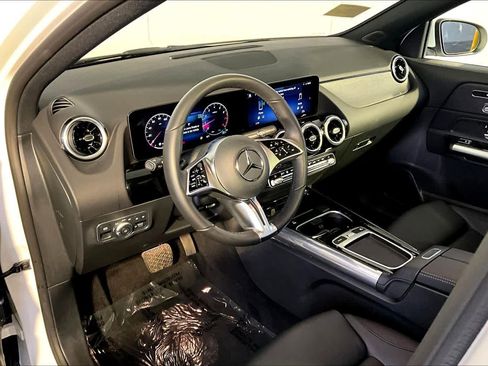 Used 2026 Mercedes-Benz GLA 250 4MATIC image 18