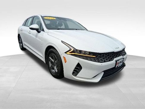 Used 2023 Kia K5 LXS FWD image 3