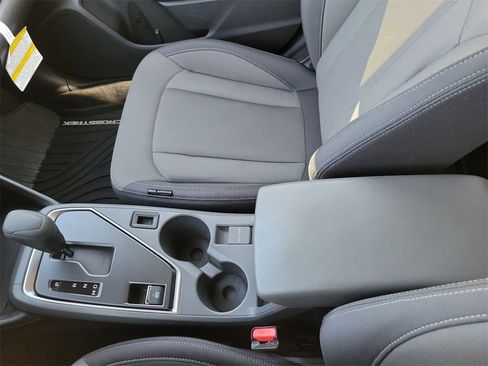 Used 2025 Subaru Crosstrek 2.0i Premium image 22