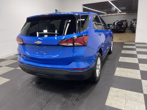 Used 2024 Chevrolet Equinox LS w/ LS Convenience Package image 5