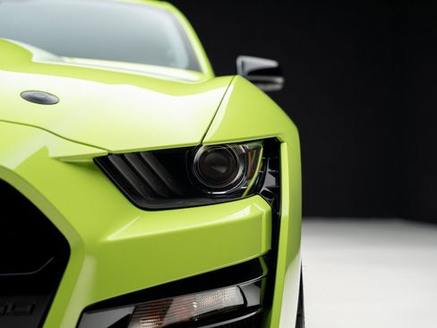 Used 2020 Ford Mustang Shelby GT500 w/ Technology Package image 9