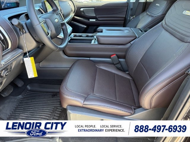New 2026 Ford Expedition Max Platinum w/ Platinum Ultimate Package AWD/4WD image 10
