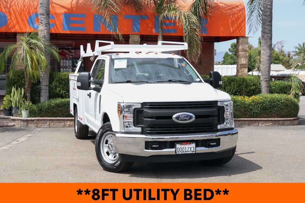 Used 2018 Ford F350 XL w/ Power Equipment Group RWD image 1