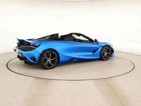 Used 2024 McLaren 750S Spider RWD image 7