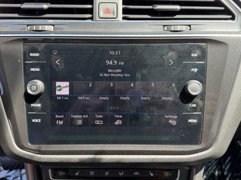 Used 2019 Volkswagen Tiguan S FWD image 17