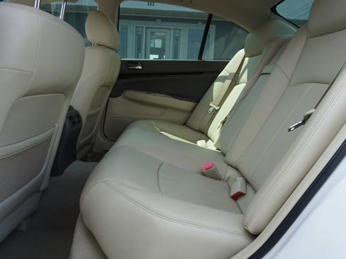 Used 2012 INFINITI G37 x Sedan w/ Premium Pkg AWD/4WD image 16
