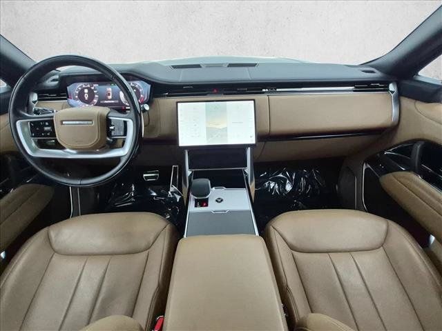 Certified 2025 Land Rover Range Rover Autobiography AWD/4WD image 19