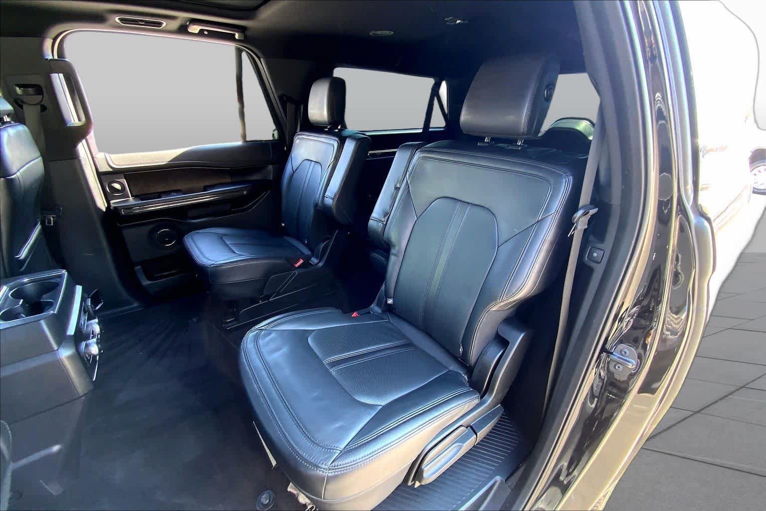 Used 2018 Ford Expedition Max Limited w/ Equipment Group 302A RWD image 21