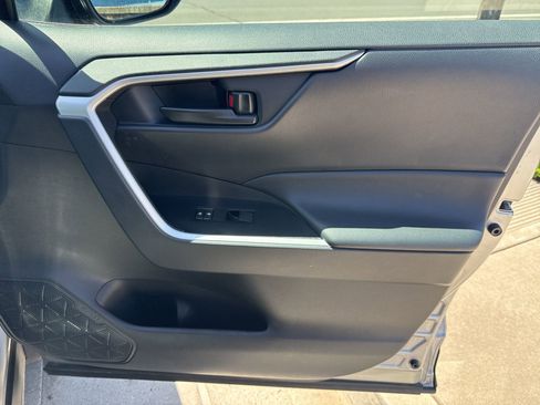 Used 2025 Toyota RAV4 LE image 35