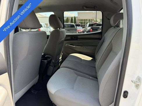Used 2012 Toyota Tacoma 4x4 Double Cab w/ Convenience Pkg image 14