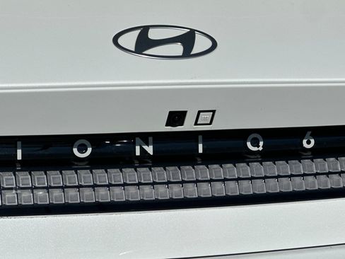 Used 2024 Hyundai Ioniq 6 SEL RWD image 26