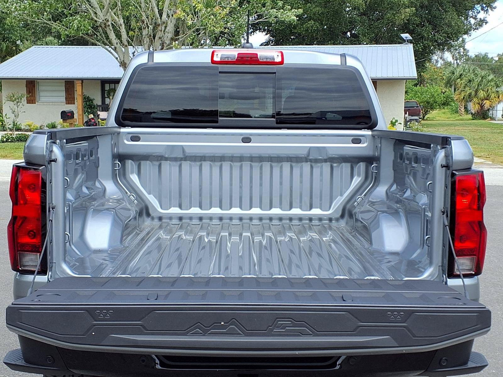New 2026 Chevrolet Colorado W/T w/ WT Custom Package RWD image 7