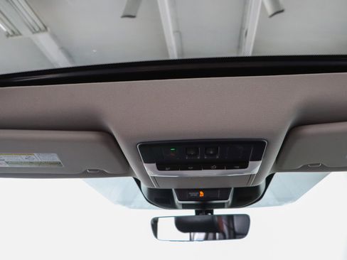 Used 2023 Nissan Rogue SL w/ SL Premium Package image 21