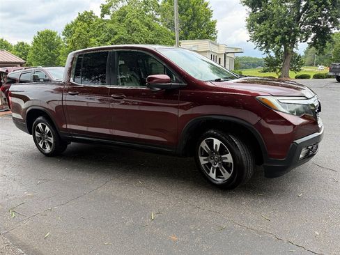 Used 2017 Honda Ridgeline RTL-T image 7