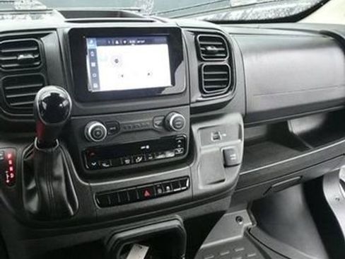 Used 2023 RAM ProMaster 2500 image 15