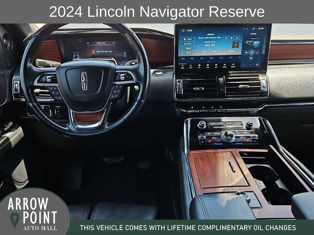 Used 2024 Lincoln Navigator Reserve AWD/4WD image 20